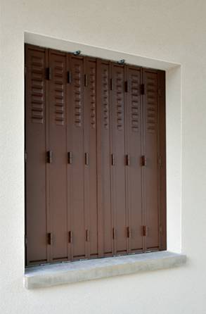pers-fer-brune-7605_0.jpg